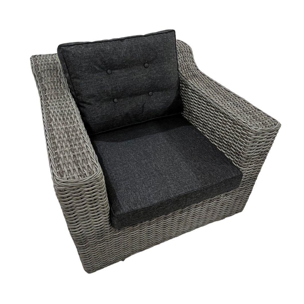 BEAUMARIS Gray wicker armchair with dark cushions - DECOR STAR